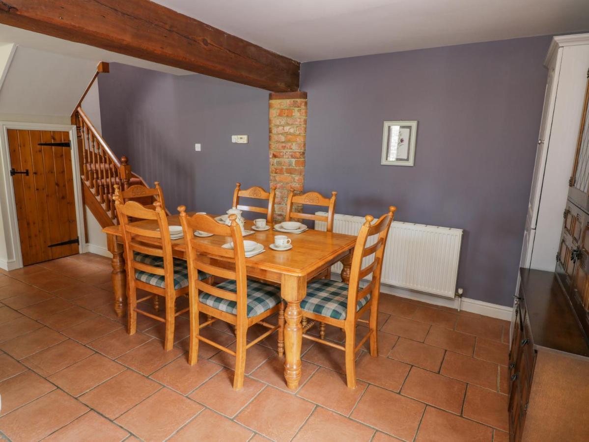 Holiday home The Granary,
