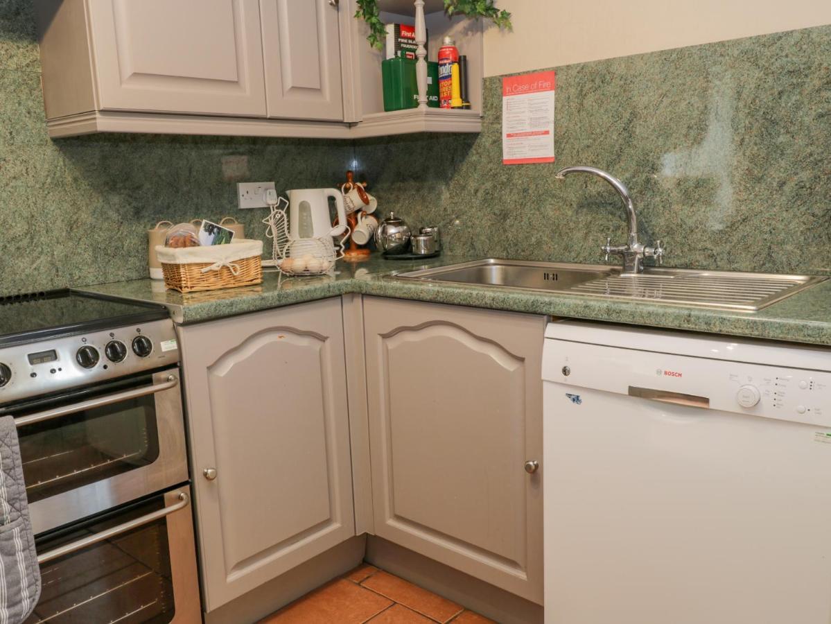 The Granary, Holiday home *